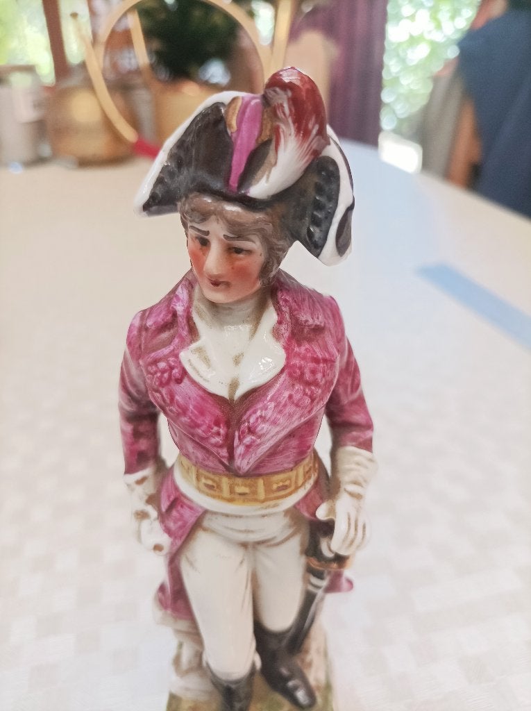 Statue vintage en porcelaine Maréchal Lannes, Collections, Enlèvement ou Envoi, Utilisé, Humain