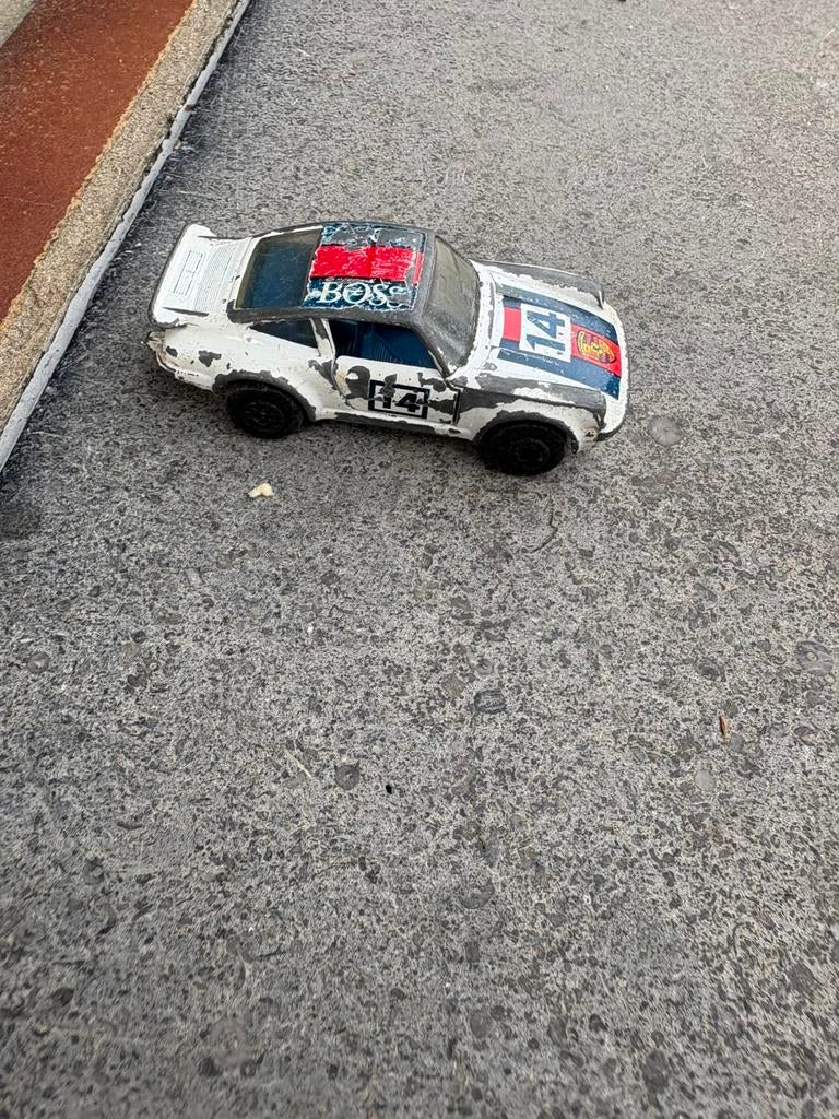 Porsche matchbox, Hobby en Vrije tijd, Ophalen, Zo goed als nieuw, Matchbox