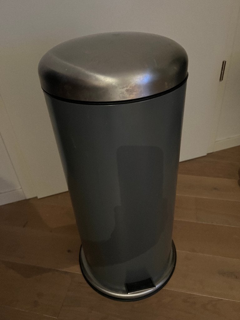 Poubelle Mjösa gris 30L, Maison & Meubles, Accessoires pour la Maison | Poubelles, À pédale, Comme neuf, Enlèvement, 30 à 40 litres