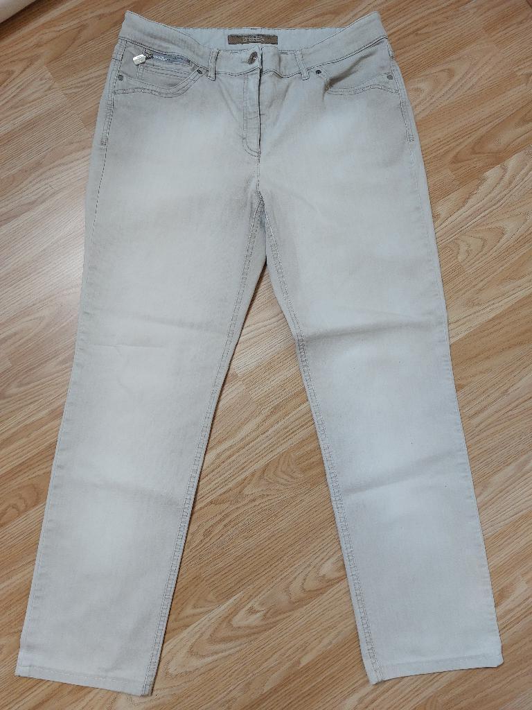 Grijs/beige jeans Zerres, Ophalen of Verzenden, Zo goed als nieuw, W33 - W36 (confectie 42/44), Grijs