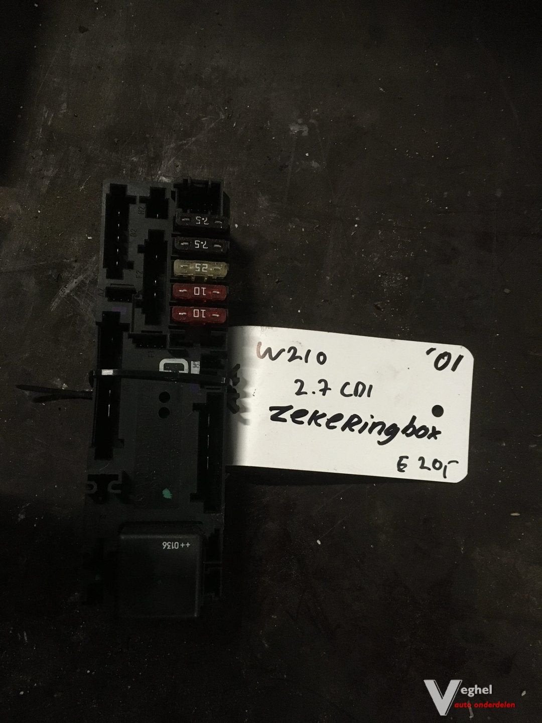Mb w210 2.7cdi 2001 Zekeringkast, Gebruikt, -, -, Ophalen of Verzenden