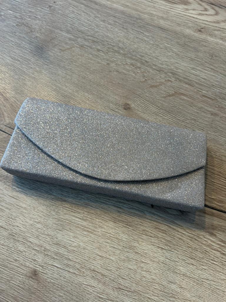 Clutch, Ophalen, Nieuw