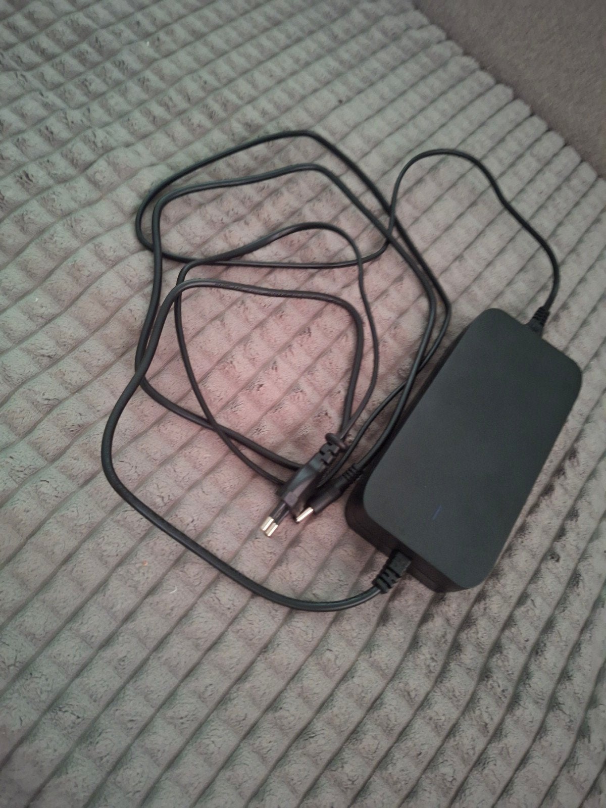 Chargeur pour batterie 52v 3amps, Enlèvement