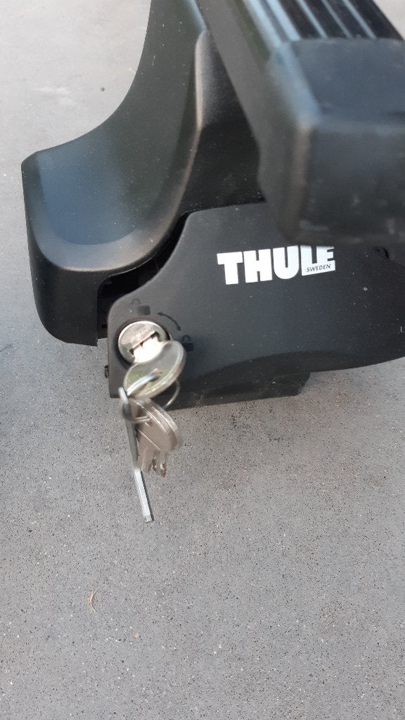 Dakdragers Thule voor Toyota Corolla, Autos : Divers, Porte-bagages, Comme neuf, Enlèvement