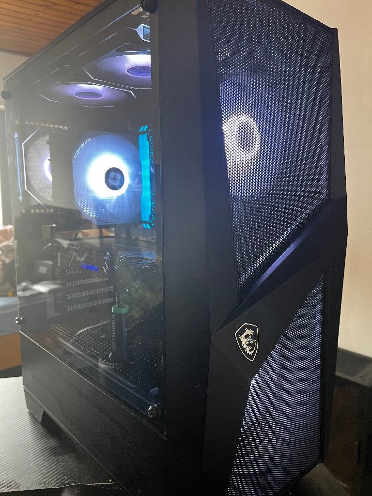 Pc gamer, Computers en Software, Desktop Pc's, Zo goed als nieuw, 4 Ghz of meer, SSD, 16 GB, Ophalen