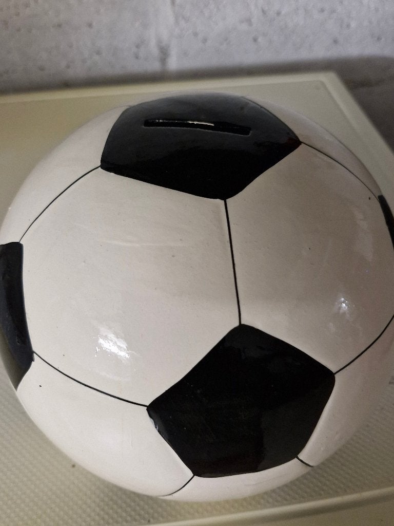 Spaarpot voetbal, Verzamelen, Ophalen, Gebruikt, Steen, Aardewerk of Keramiek
