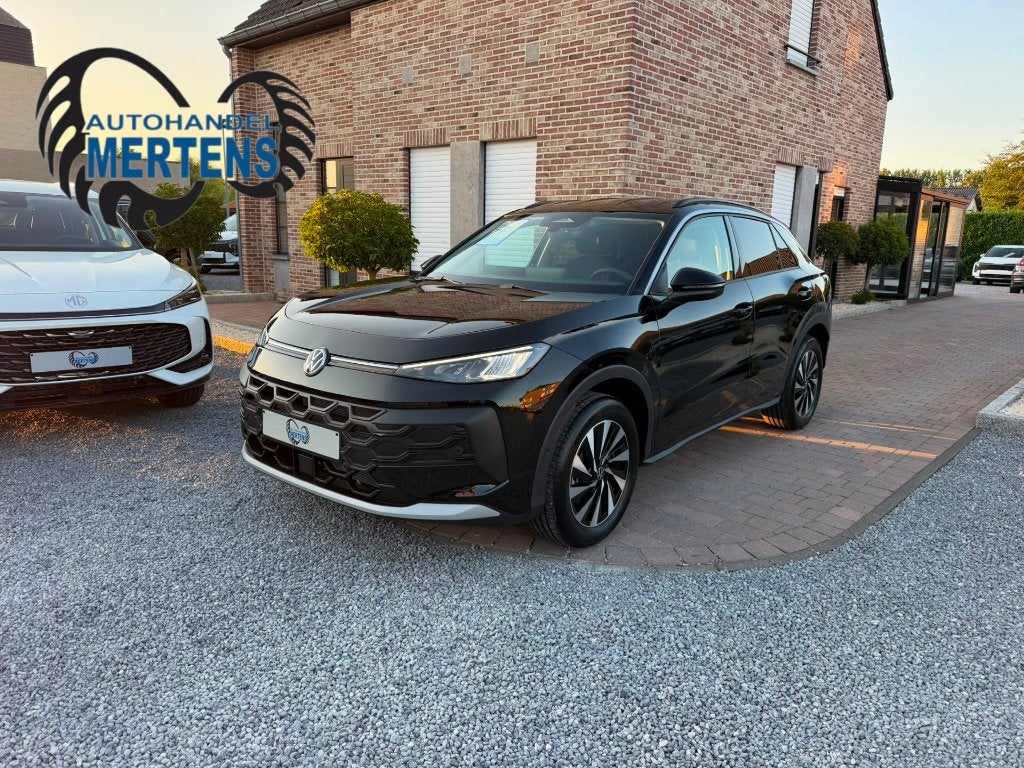 Volkswagen T-Roc 1.5 eTSI 150PK DSG NEW MODEL 5J/GAR 0KM, Auto's, Volkswagen, Automaat, Stof, 4 cilinders, Bedrijf