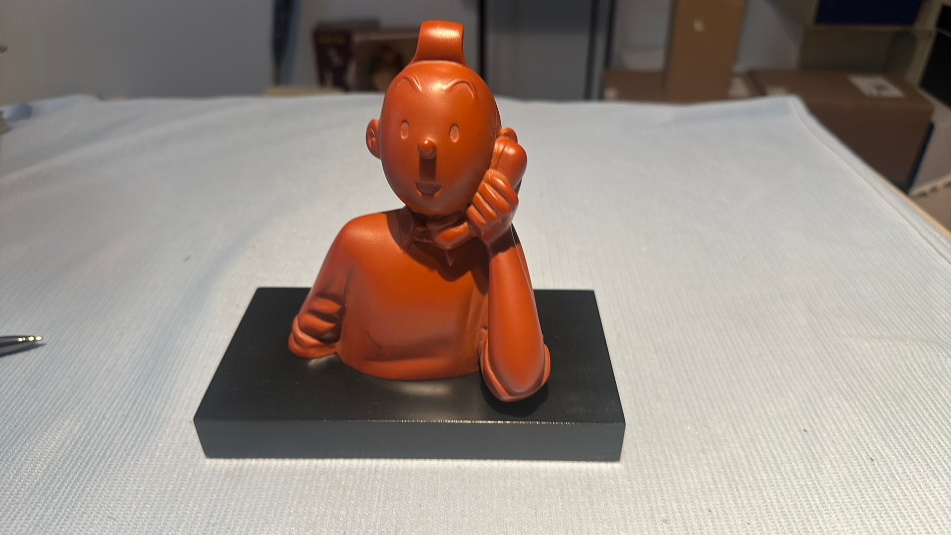 Buste Tintin telephone, Enlèvement ou Envoi, Tintin, Comme neuf, Statue ou Figurine