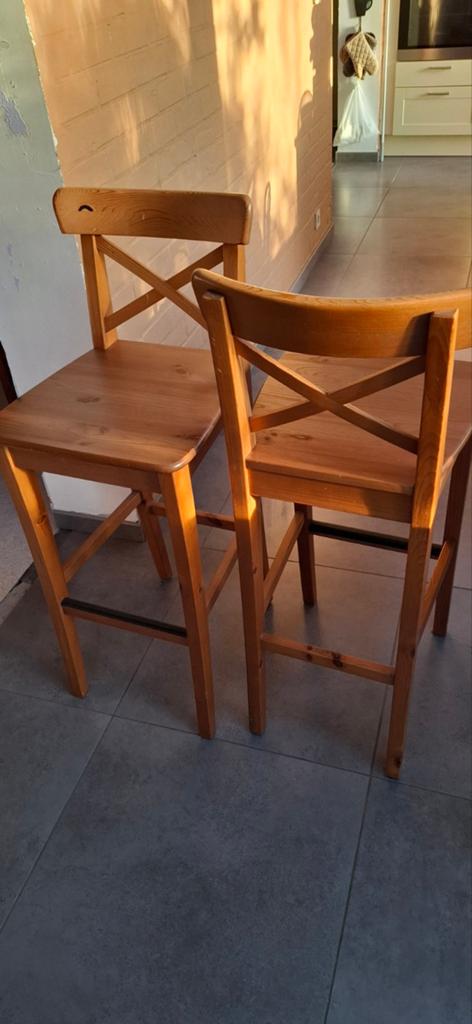 2 chaises hautes en bois, Ophalen, Hout