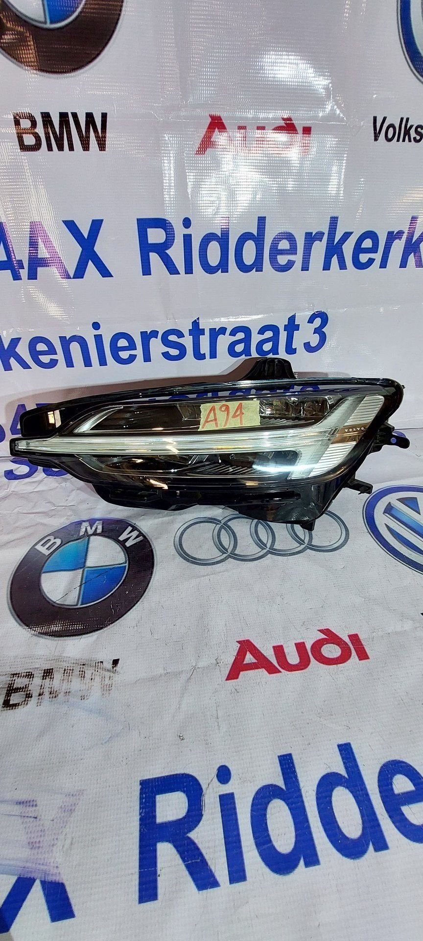 Koplamp Volvo XC60 2 Full Led 32338983 Links 2-J60-5038N, Gebruikt, -, -, Ophalen of Verzenden
