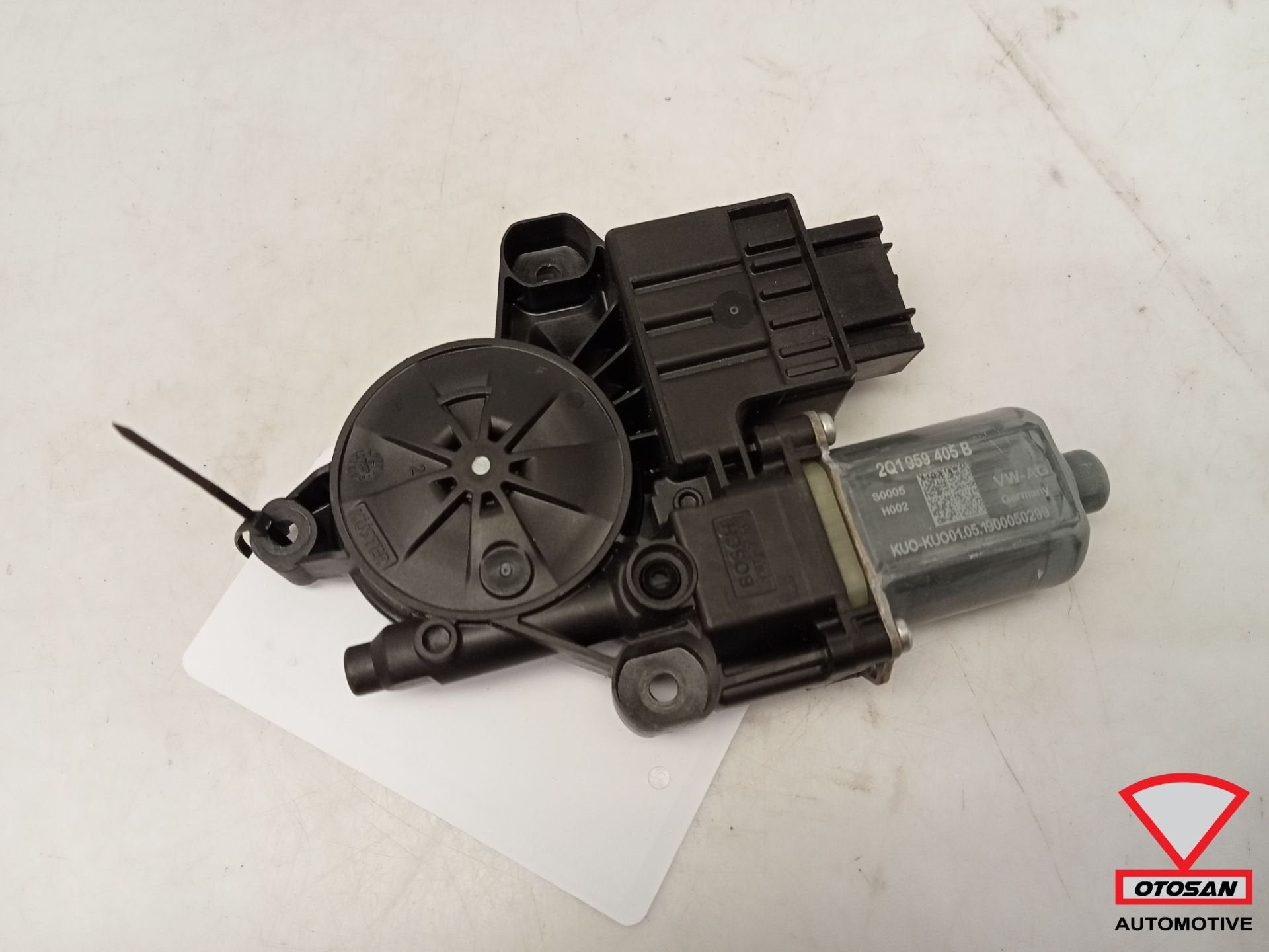 VW Seat Skoda Audi VAG Raammotor Links Voor 2Q1959405B, Gebruikt, Volkswagen, Volkswagen AG, Vw@volkswagen.de