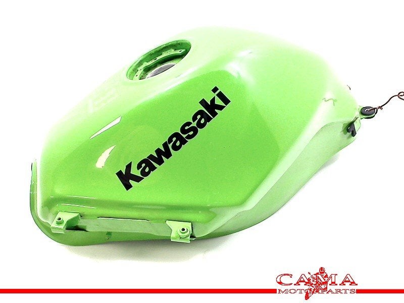 RESERVOIR Kawasaki ZX 250 R (Ninja ZX250R) (01-1970/-), Dhr. S. di Majo, Utilisé, Info@cama-motorparts.nl, P.J. Troelstraweg 8 8
3144 CX  MAASSLUIS, NL
