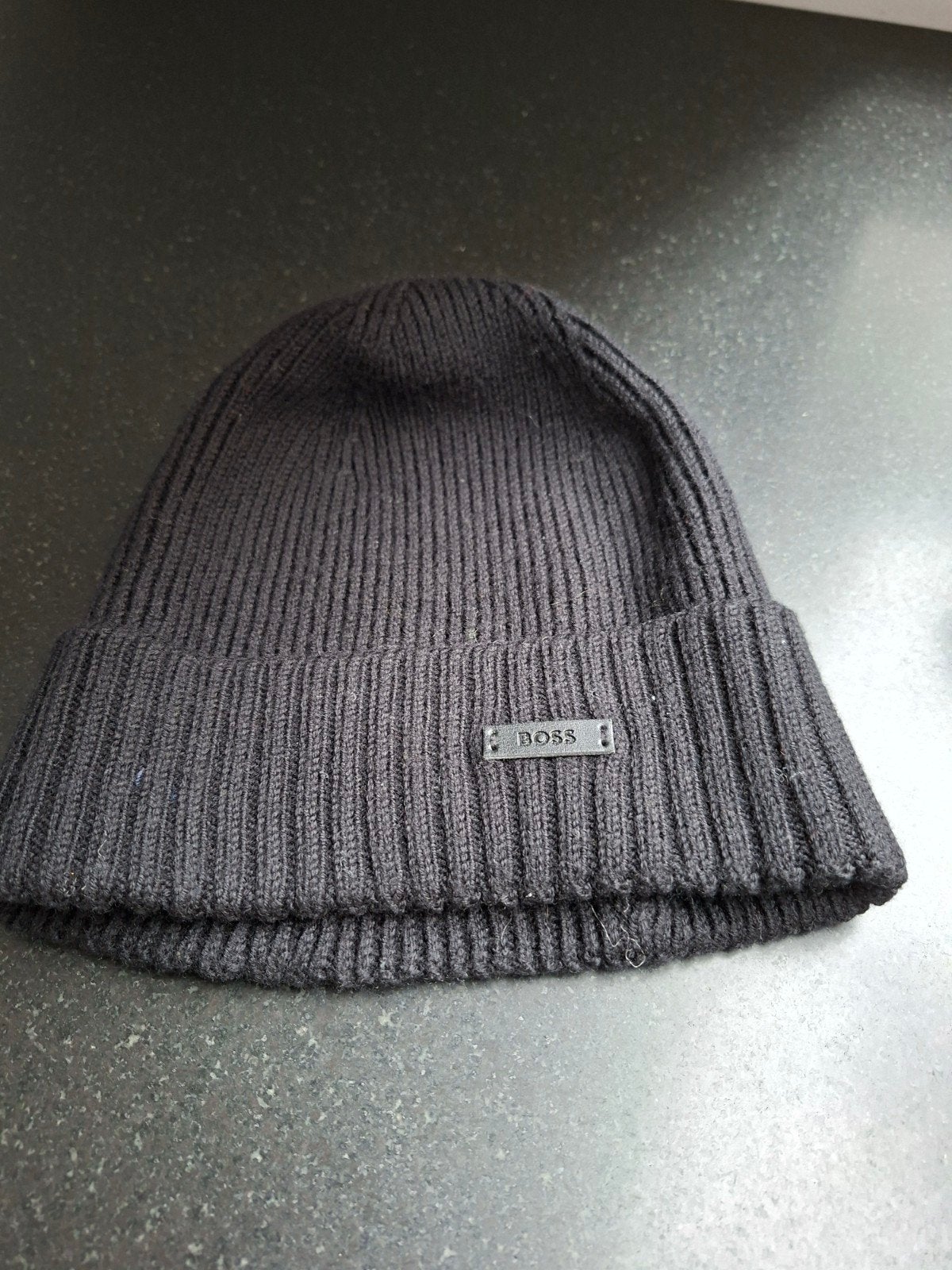 nouveau chapeau Hugo Boss, Enfants & Bébés, Enlèvement ou Envoi, Bonnet