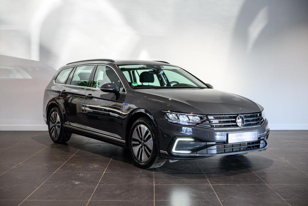 Volkswagen Passat Variant 1.4 TSI DSG6 GTE, Stof, Gebruikt, Zwart, 4 cilinders