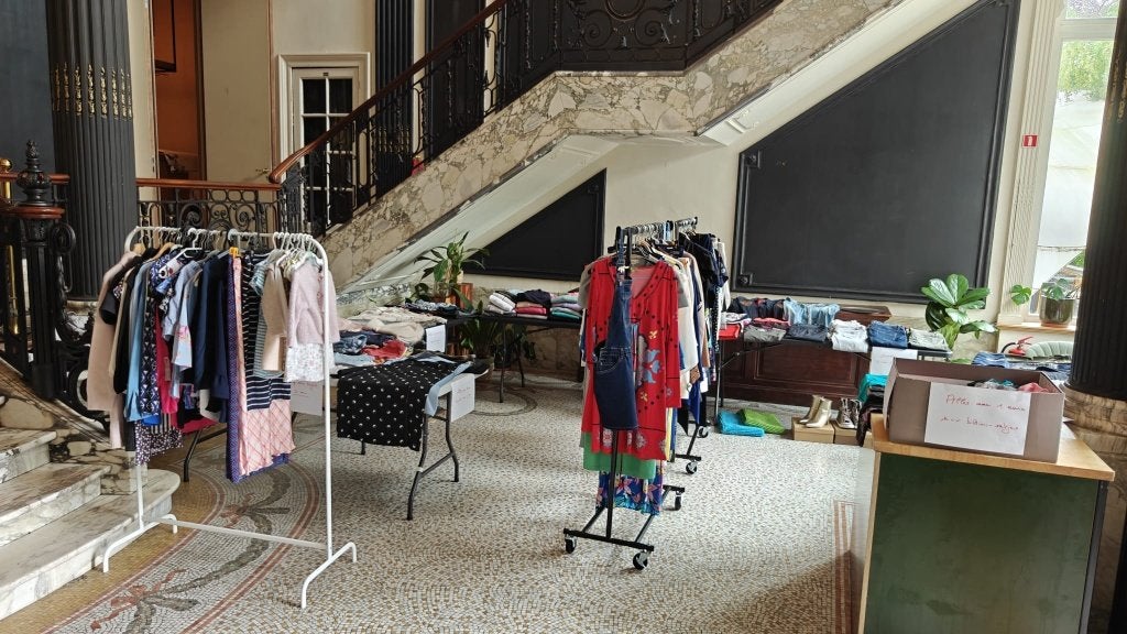 Kledijpakket vrouw maat 38 (volledige kast), Ophalen, Gedragen, Maat 38/40 (M)