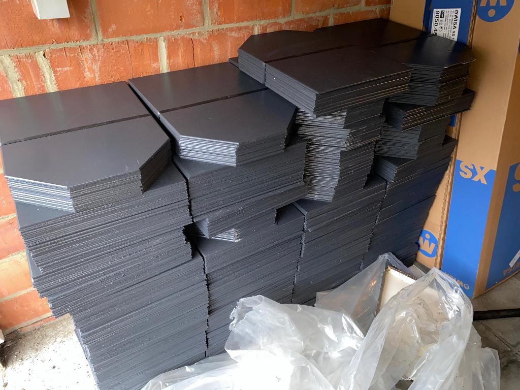 Ardoises Cedral Boronda gris foncé 45x32 – 22 paquets de 15, Bricolage & Construction, Gris, 10 à 15 m², Enlèvement, Autres matériaux