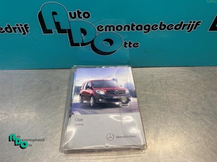 Livret d'instructions d'un Mercedes Citan (Citan 12-), 3 mois de garantie, Utilisé, -, -