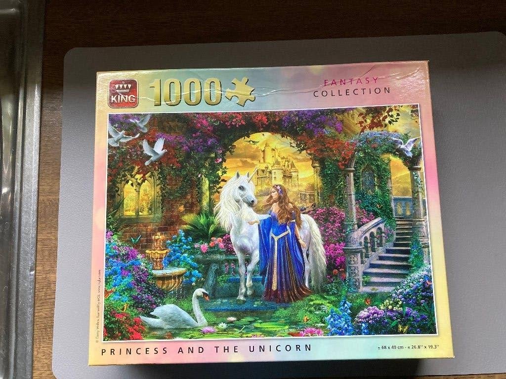 Puzzel 'Princess and the unicorn', merk : King, 1000 st, Ophalen of Verzenden, 500 t/m 1500 stukjes, Zo goed als nieuw, Legpuzzel