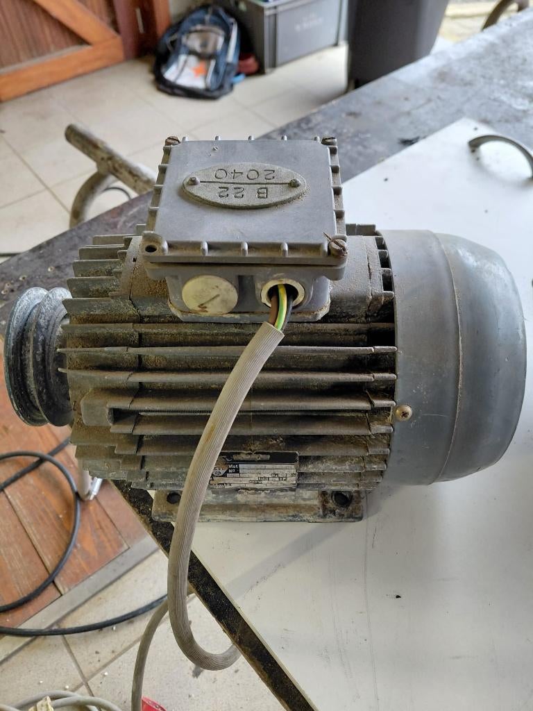 elektrische motor ACEC .AK 100L 74 N, Ophalen, Gebruikt, Elektromotor, 1400 tot 1800 rpm
