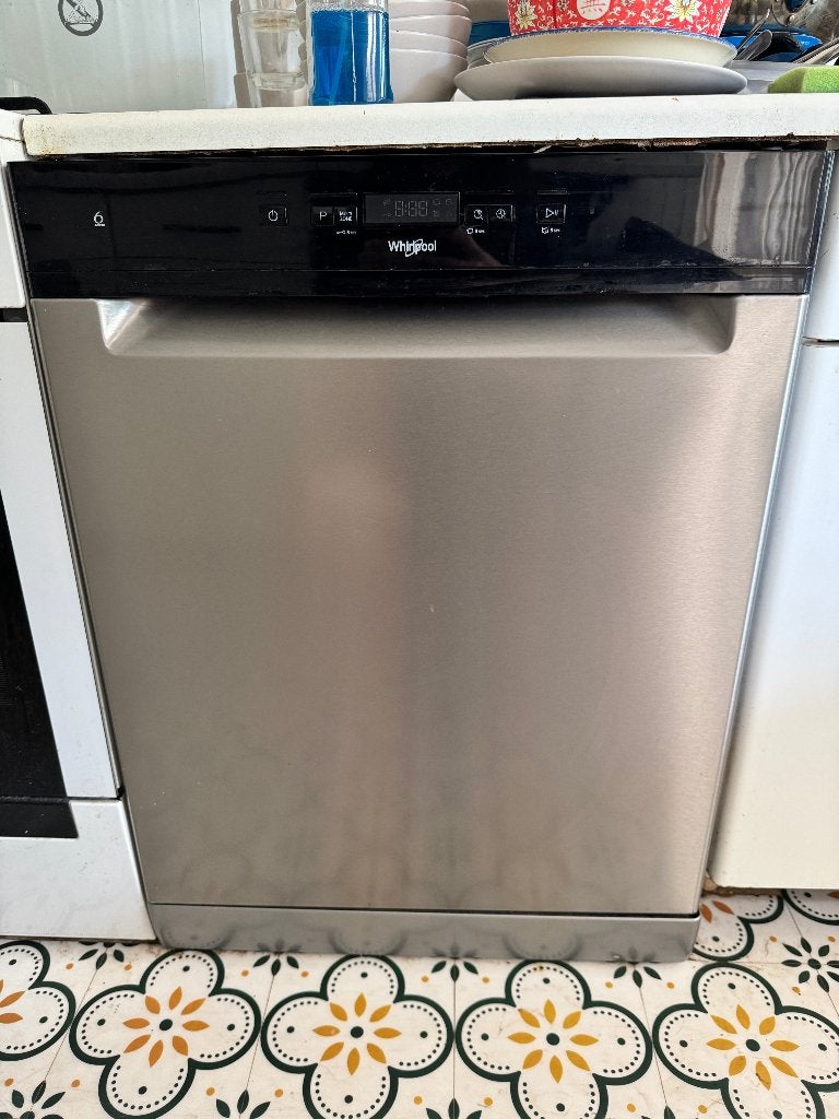 Lave-vaisselle Whirlpool 45 cm inox – Très bon état, 85 à 90 cm, Moins de 10 litres, Enlèvement, Utilisé