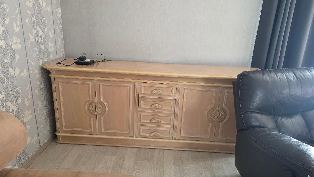 GRATIS commode op te halen in Nazareth, Maison & Meubles, Armoires | Commodes, Enlèvement