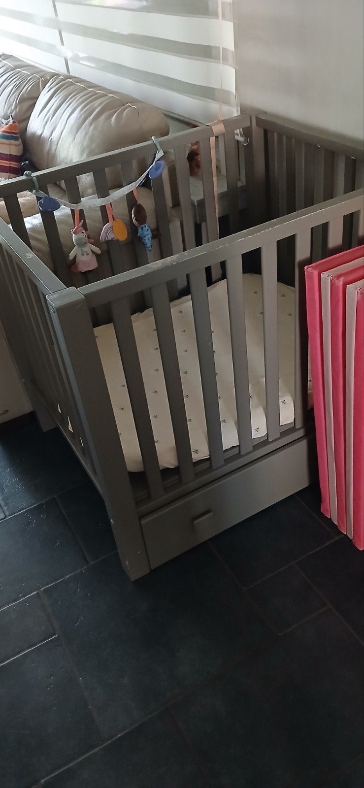 Babybed, babypark, Ophalen, Gebruikt, Vierkant, Lade