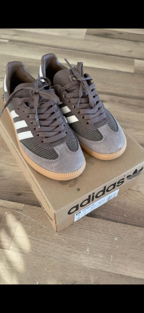Adidas Samba brown, Autre, Bruin, Ophalen of Verzenden, Zo goed als nieuw
