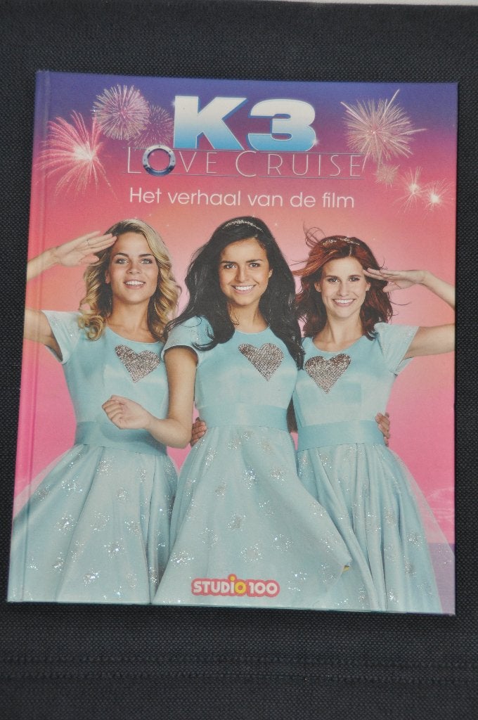 Boek K3 lovecruise, Ophalen