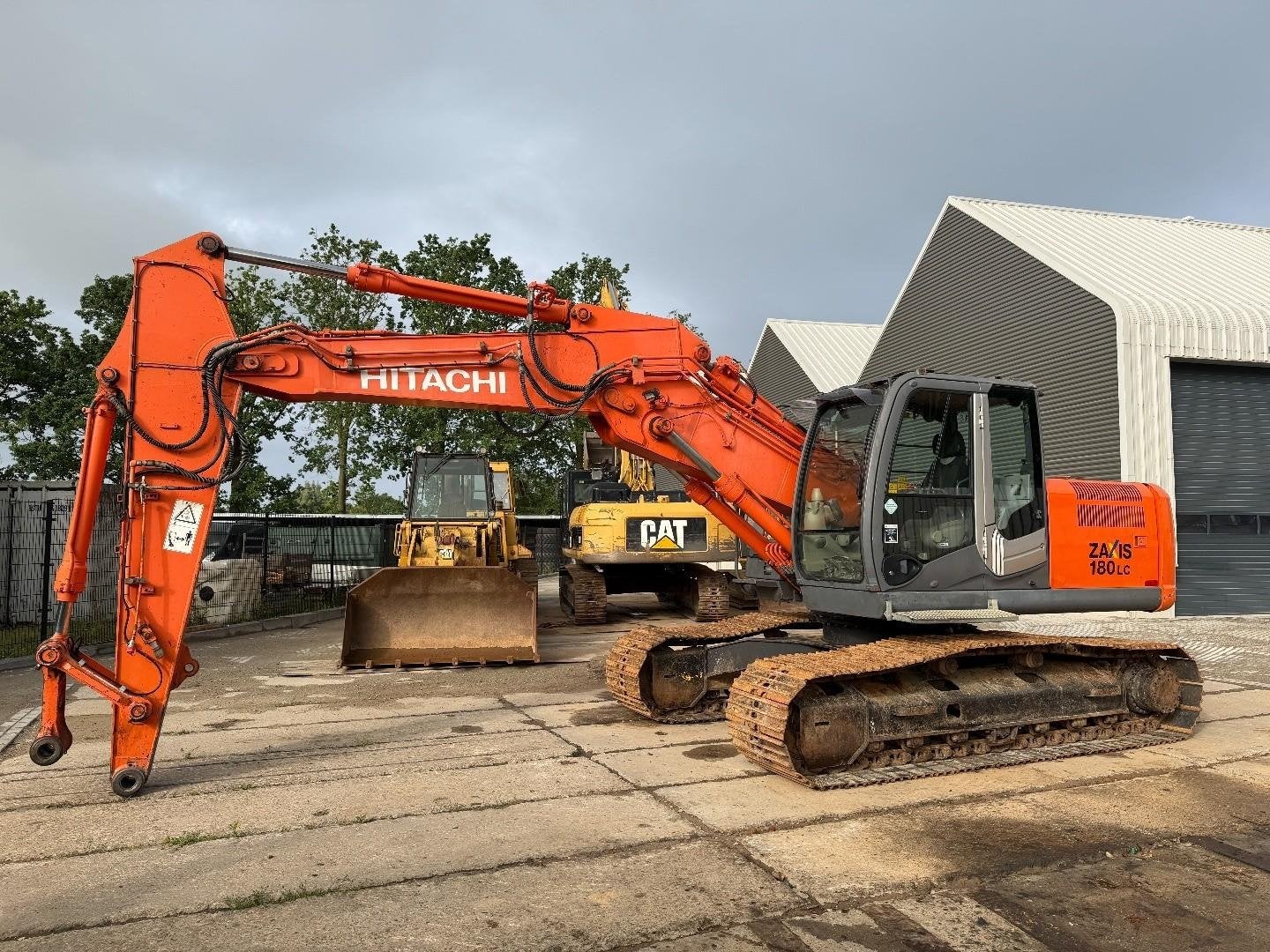 Hitachi ZX 180 LC-3, Zakelijke goederen, Graafmachine