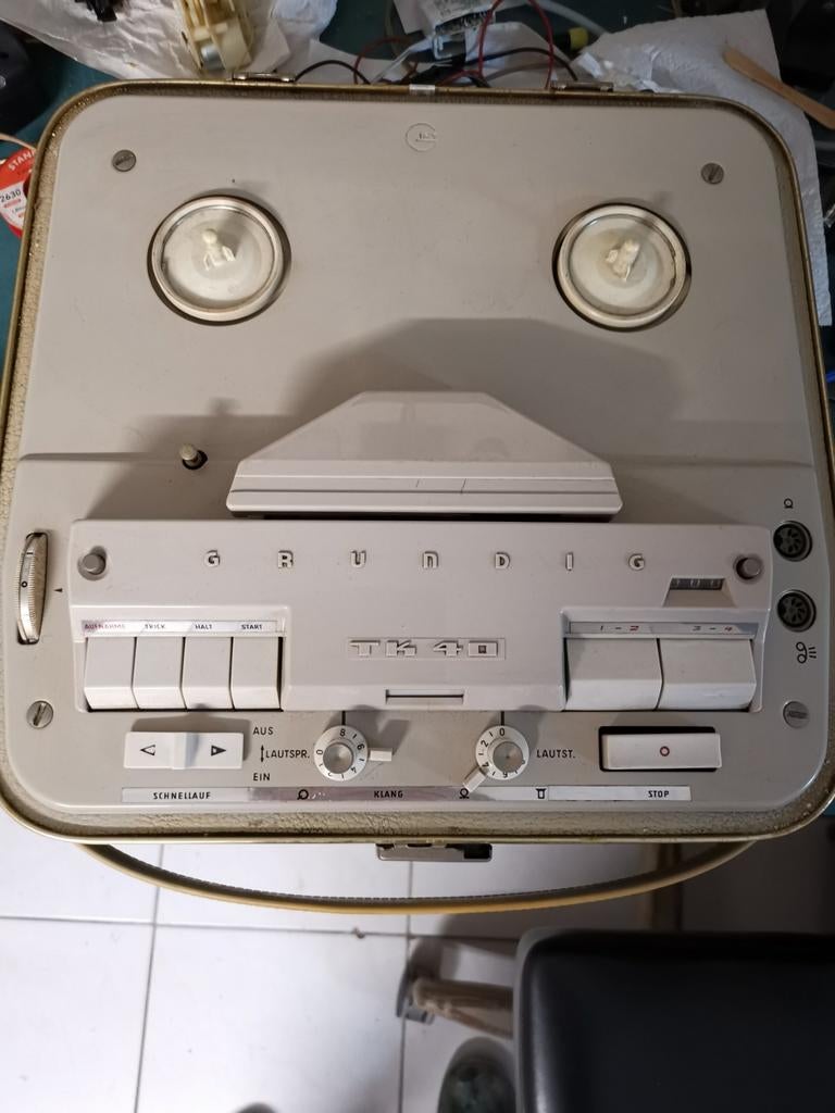 Grundig bandopnemer TK40 en Grundig Stenonette, Ophalen