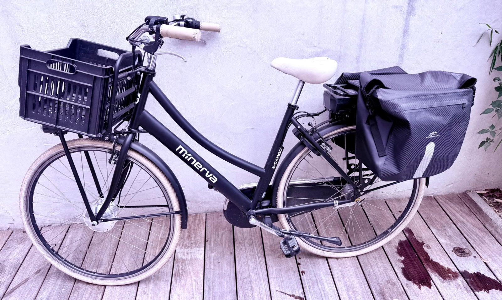 Minerva E cargo elektrische fiets, Ophalen, Zo goed als nieuw, Terugtraprem