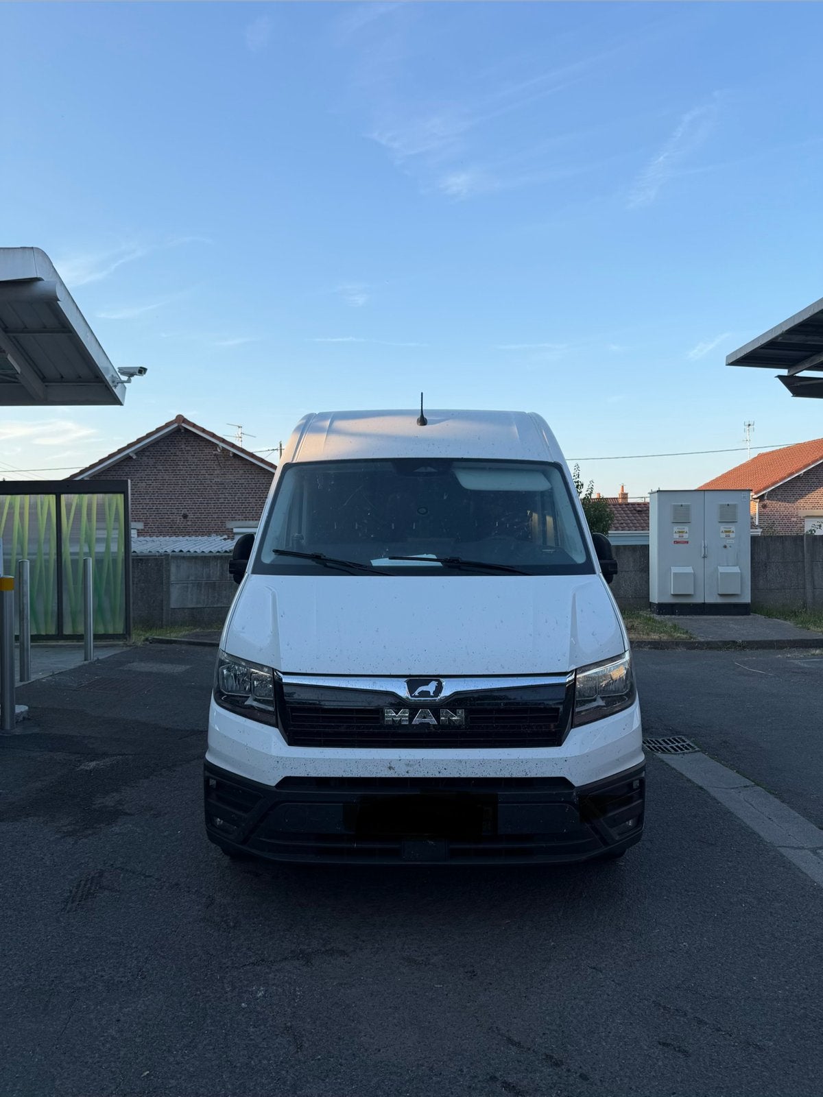 Man TGE 3.180, Autos, Camionnettes & Utilitaires, Achat, Commande vocale, 3 places, MAN