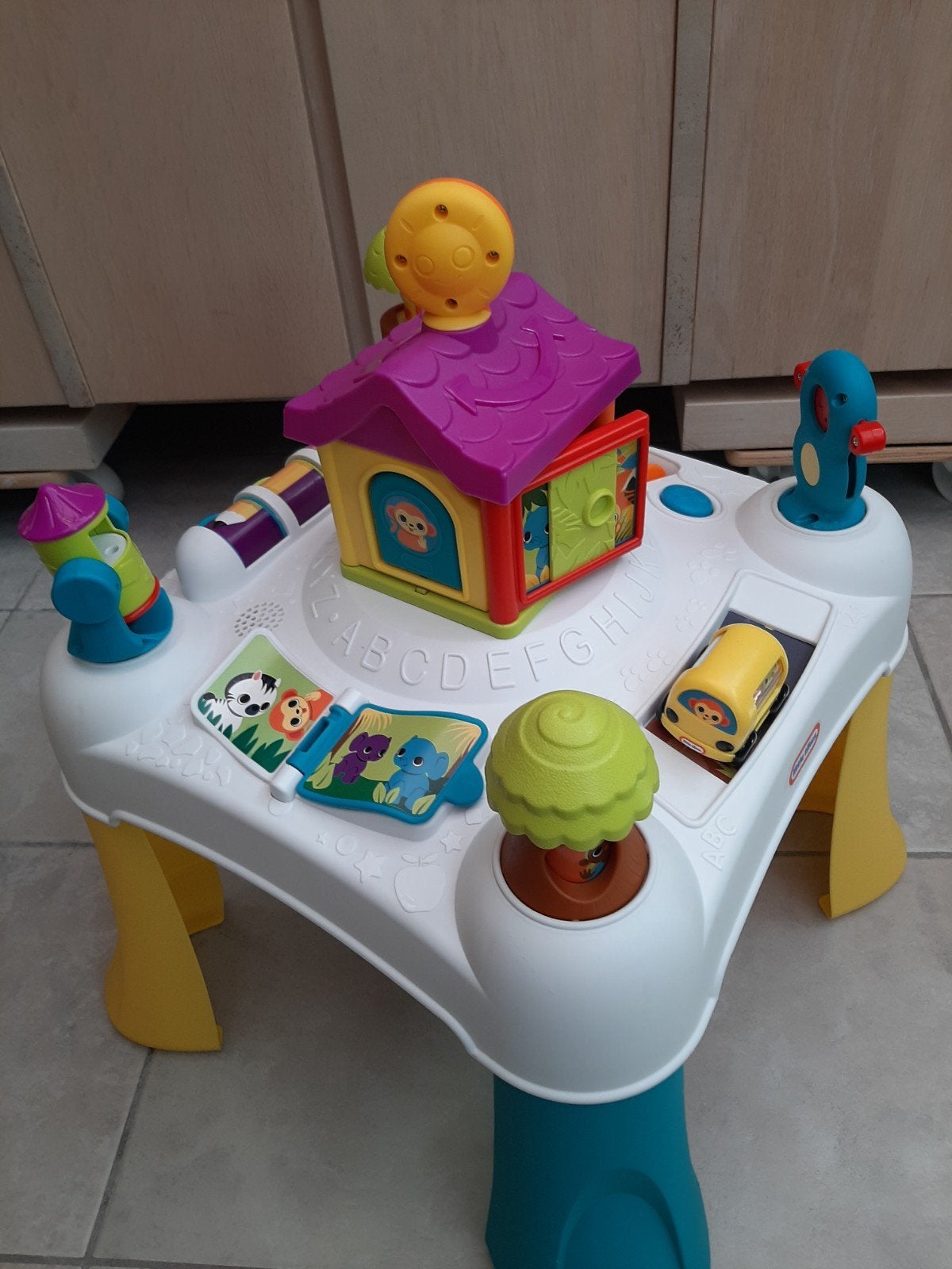 table de jeu Little Tikes, comme neuve, Enfants & Bébés, Enlèvement