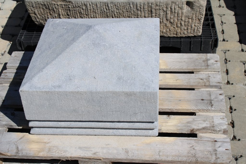 tête de colonne en pierre bleu xxl , la paire !, Enlèvement, Utilisé