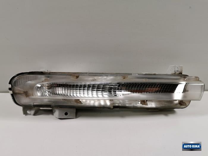 Dagrijverlichting links van een Volvo V40, Gebruikt, -, -, Ophalen of Verzenden