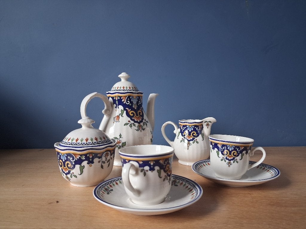 ensemble déjeuner, Maison & Meubles, Enlèvement, Comme neuf, Porcelaine, Service complet