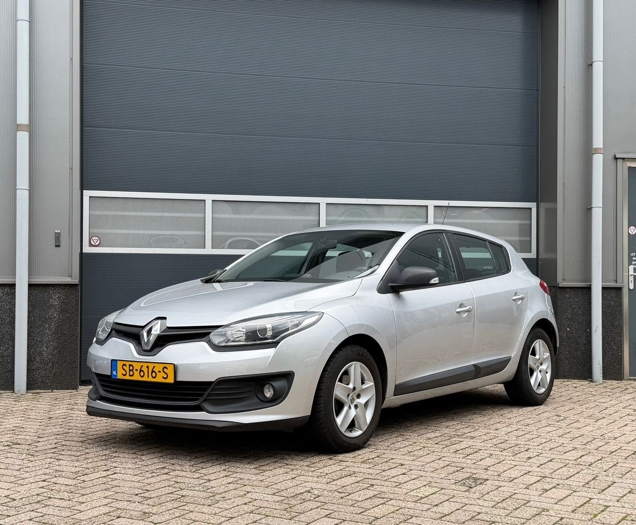 Renault Megane 1.5 dCi GT-Line bj.2014 Navi|Pdc|Airco., Argent ou Gris, Isofix, Mégane, Gris