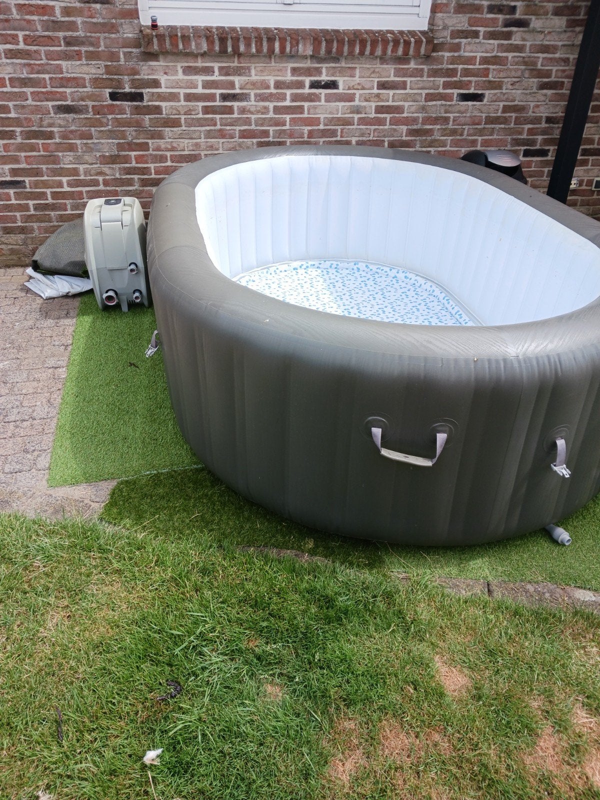 Grote jacuzzi 6 personen, Tuin en Terras, Ophalen, Afdekzeil