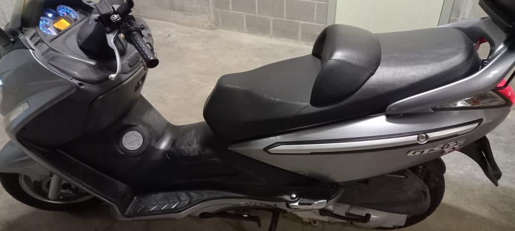 SYM GTS EVO 125CC, Vélos & Vélomoteurs, Scooters | Yamaha, Enlèvement
