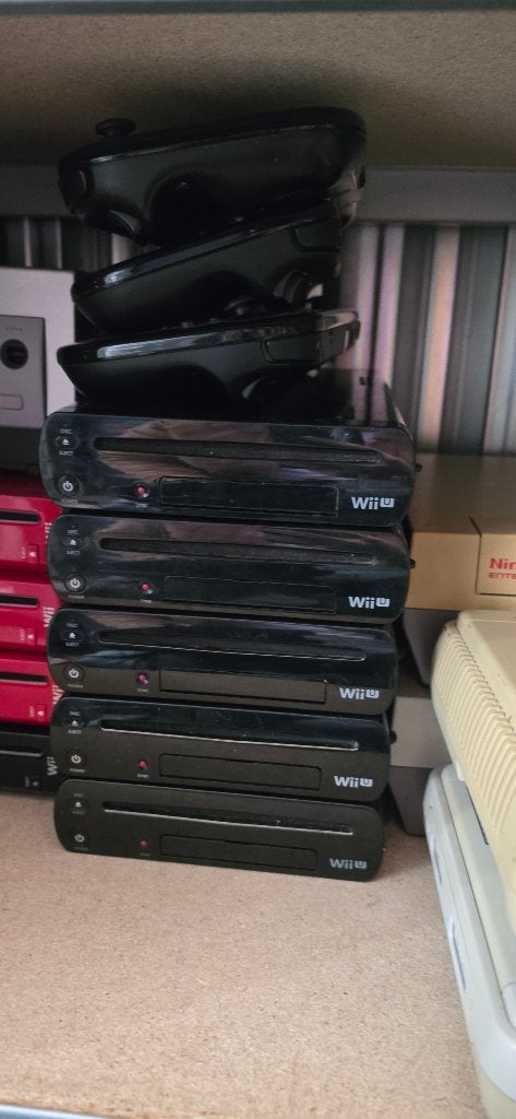 Wii U volledig zwart, Games en Spelcomputers, Ophalen of Verzenden
