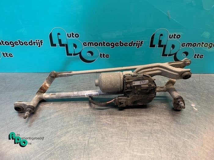 Moteur + mécanique essuie-glace d'un Volkswagen Golf (Golf, Autos : Pièces & Accessoires, Volkswagen, -, 3 mois de garantie, Utilisé