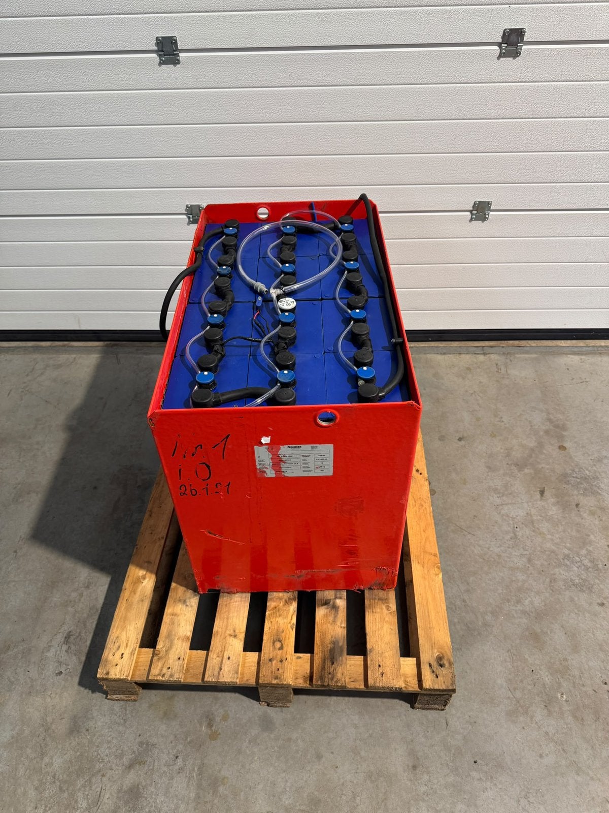 Heftruck accu 24v 1000Ah 82% getest., Ophalen, Zo goed als nieuw, Oplaadbaar