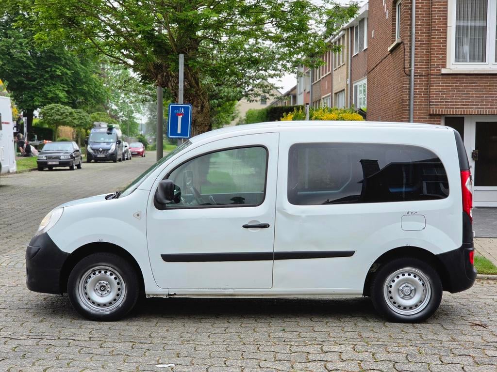 RENAULT KANGOO 1.5 DCI EURO 5 2-ZITS CAMIONETTE, Auto's, Euro 5, Stof, https://public.car-pass.be/vhr/88e9ea4e-bd2d-49ba-902e-91d9c72d5e3f