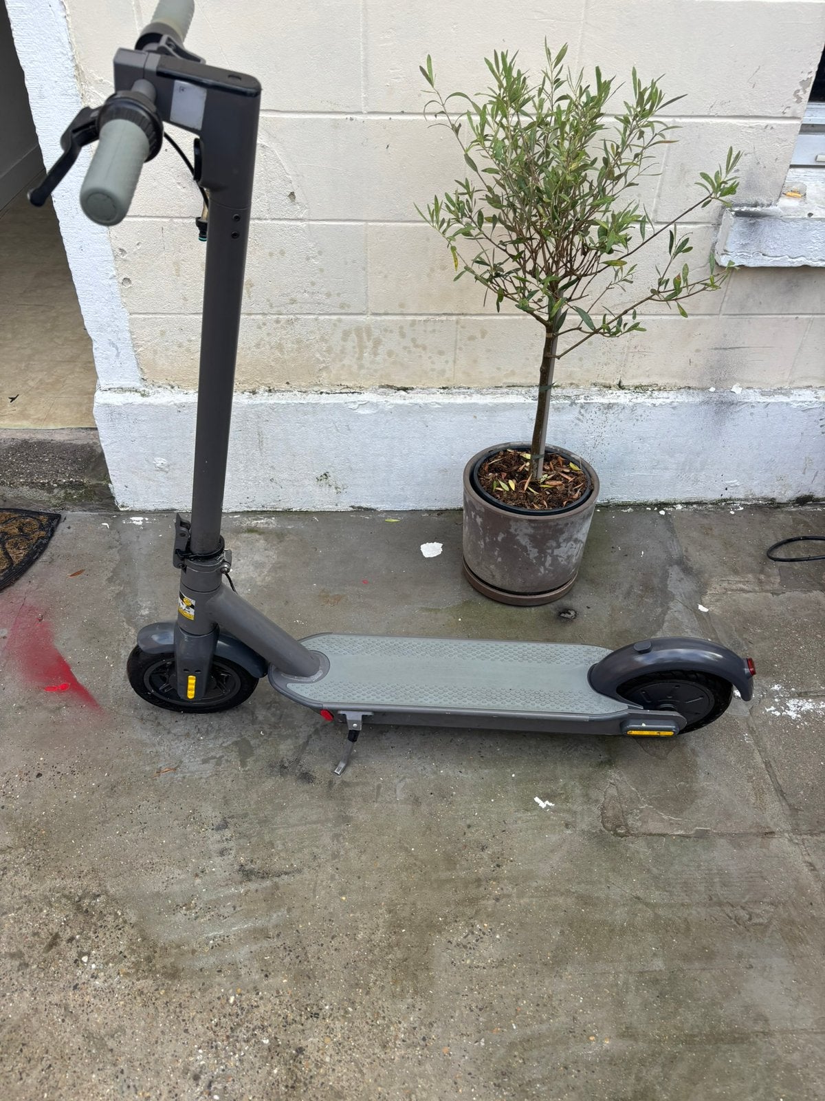Ninebot-scooter, Fietsen en Brommers, Ophalen, Zo goed als nieuw
