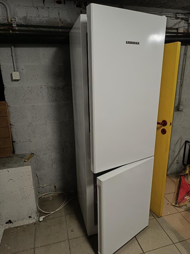 Refrigérateur - congélateur LIEBHERR, Enlèvement, Utilisé, Avec congélateur séparé