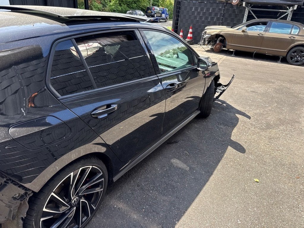 PORTE DROITE ARRIÈRE Volkswagen Golf VIII (CD1) (01-2019/-), Autos : Pièces & Accessoires, Carrosserie & Tôlerie, Porte, Volkswagen