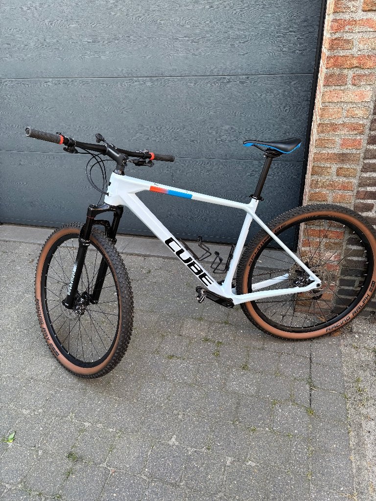 Mountainbikes, Ophalen