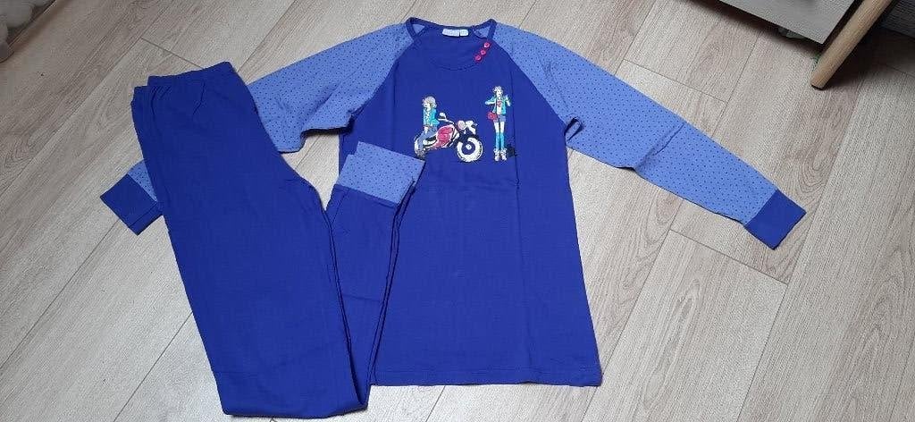 2-delige pyama maat 164-170, Kinderen en Baby's, Kinderkleding | Maat 164, Ophalen, Nacht- of Onderkleding, Meisje, Zo goed als nieuw