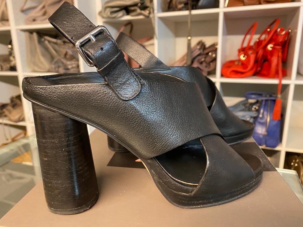 Sandales à talons hauts noires Elvio Zanon - 39, Elvio Zanon, Enlèvement ou Envoi, Comme neuf, Noir