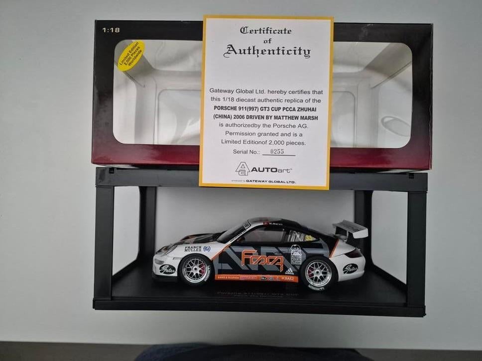 1/18 AUTO Art Porsche 911(997) GT3 CUP 80782, Hobby en Vrije tijd, Modelauto's | 1:18, Zo goed als nieuw, Auto, Autoart, Ophalen of Verzenden